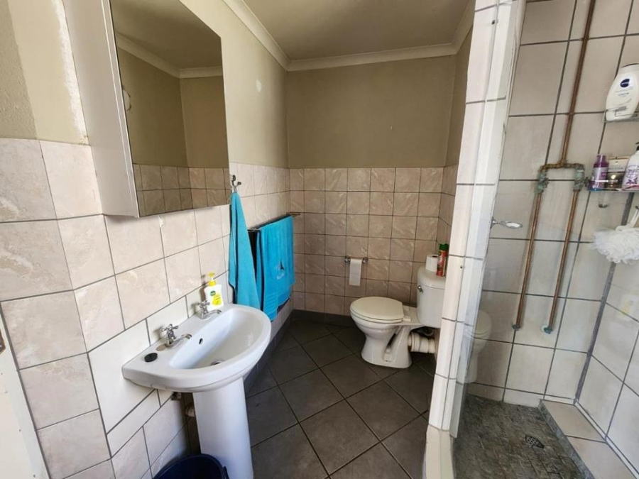 1 Bedroom Property for Sale in Die Bult Western Cape